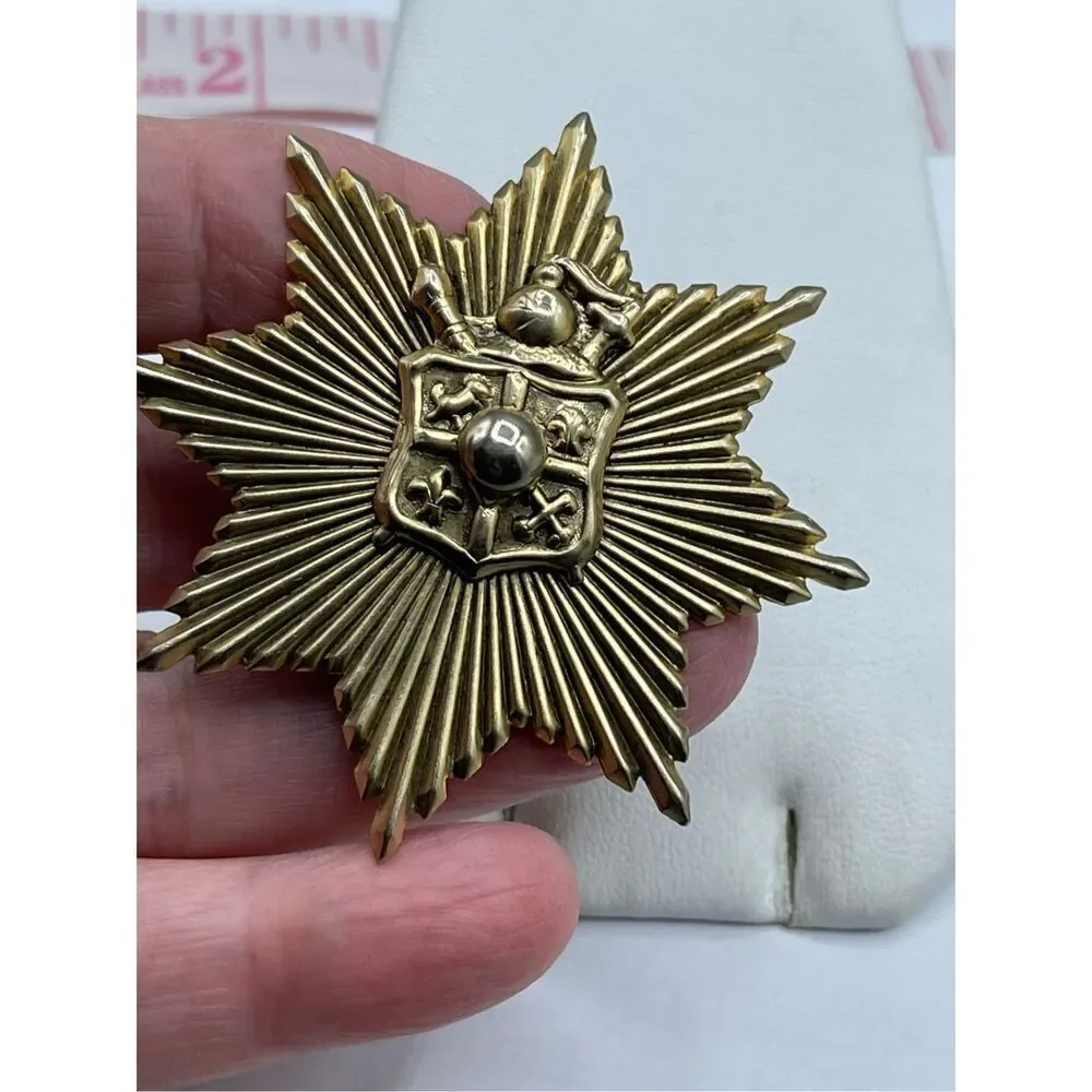 Vintage European Guards Regiment badge.